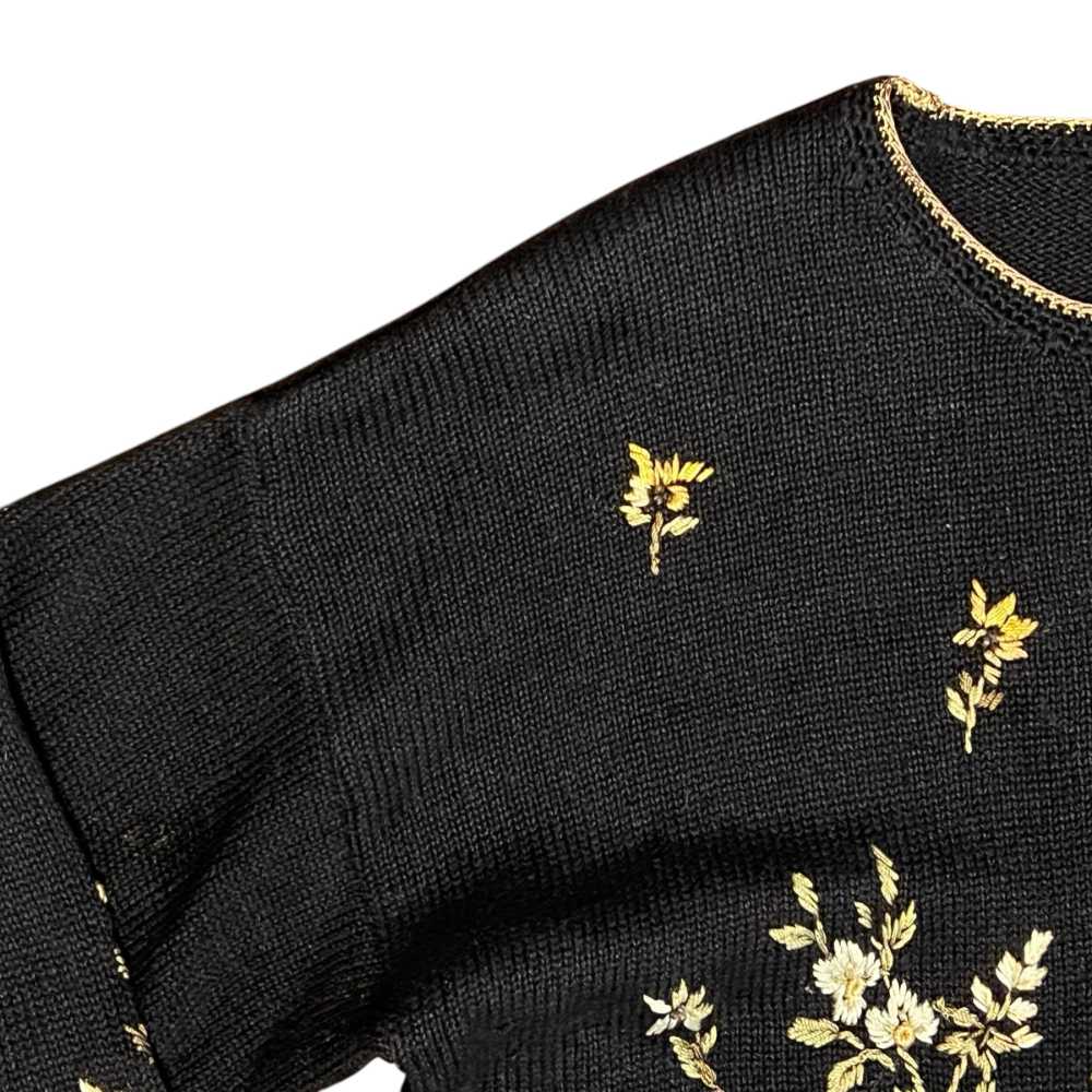 Tiara Floral Embroidered Sweater Size XL