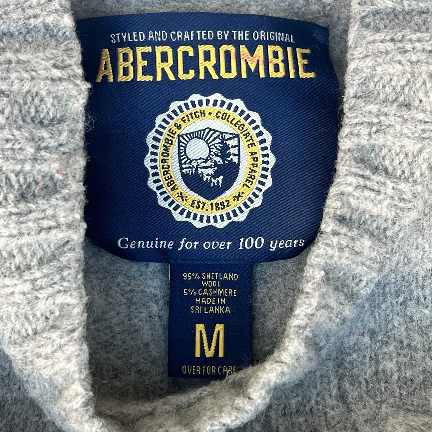 Abercrombie & Fitch 90s Pullover Crew Neck Sweater
